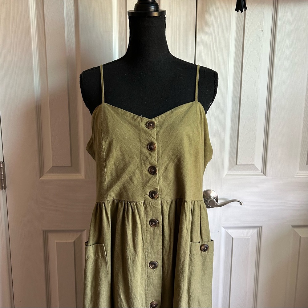 Black Tape khaki green sleeveless button down cottagecore midi dress - Picture 3 of 10